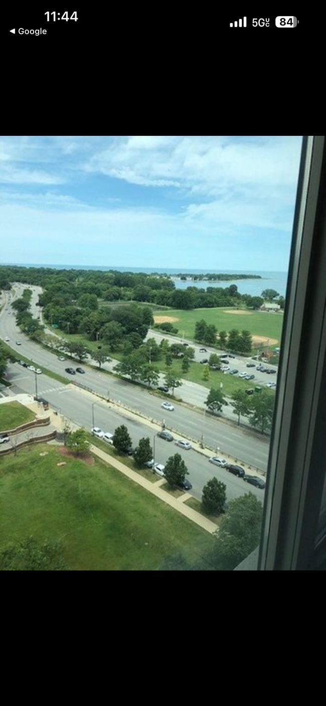 Building Photo - 3600 N Lake Shore Dr