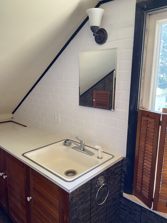 Foto del edificio - 71 Railroad Ln
