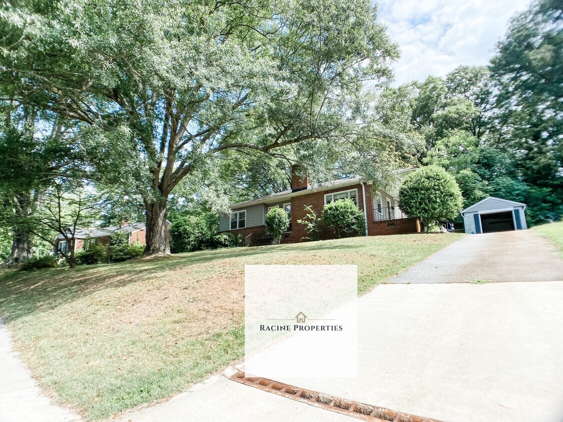 Primary Photo - 118 Harrington Ave