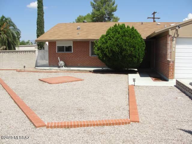 Building Photo - 2231 S Marc Dr
