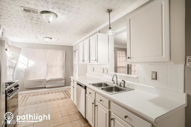 Building Photo - 3 br, 2.5 bath House - 2542 Halcyon Way UNIT