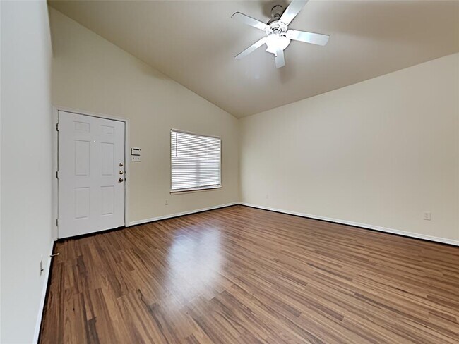 Building Photo - 21402 Berry Vine St