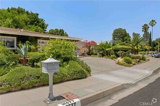 Building Photo - 16577 Knollwood Dr