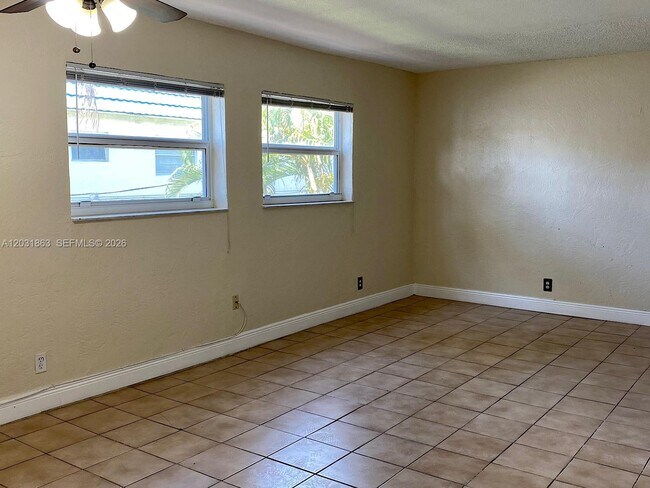 Foto del edificio - 4061 N Dixie Hwy