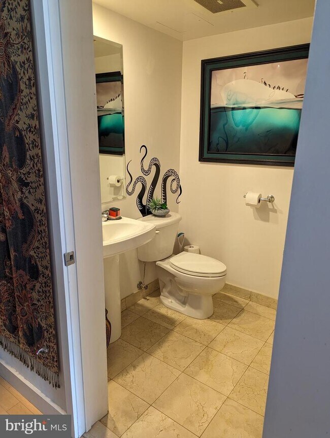 Foto del edificio - 912 F St NW