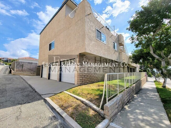 Foto del edificio - 2755 E Hill St