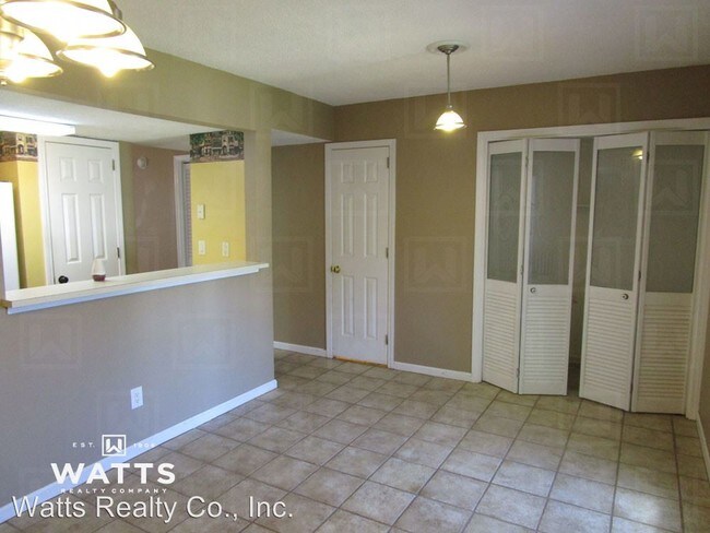 Foto del edificio - 3 br, 2.5 bath House - 2542 Hampstead Drive