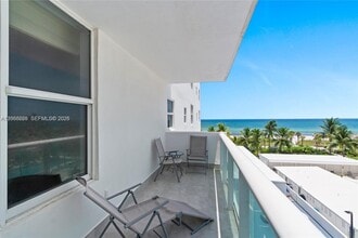 Building Photo - 5001 Collins Ave