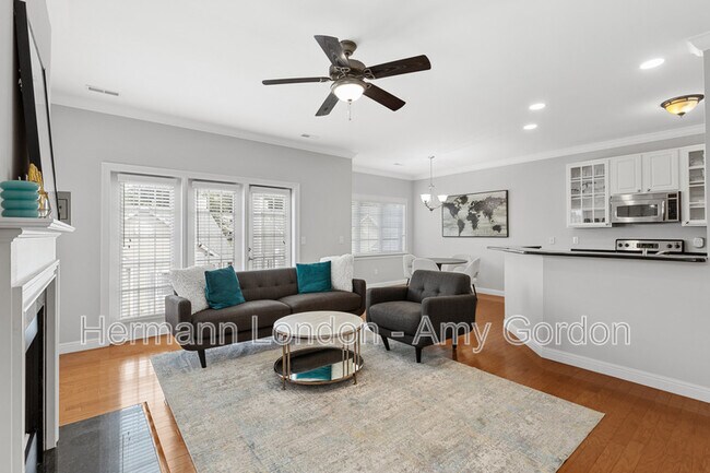 Foto del edificio - 751 Windberry Ct