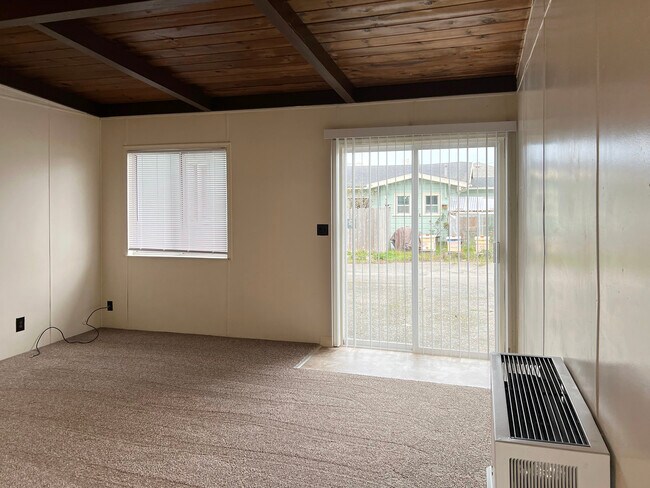 Living Room - 1625 D St