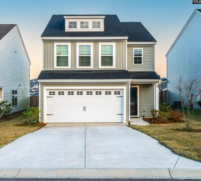 Foto del edificio - Intriguing Three Bedroom Home in Lexington...