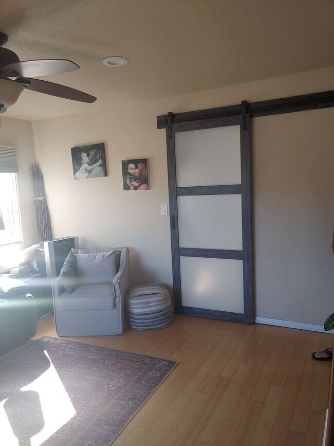 Building Photo - Cozy 2 Bed, 1 Bath *PLUS BONUS ROOM* Cotta...