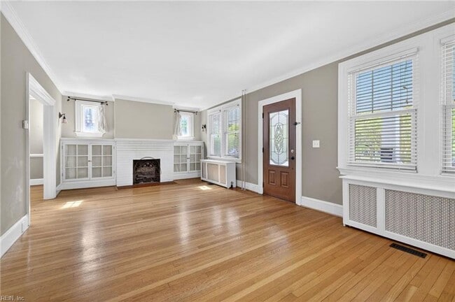 Building Photo - Charming 4-Bedroom Home in the Heart of Colonial Place