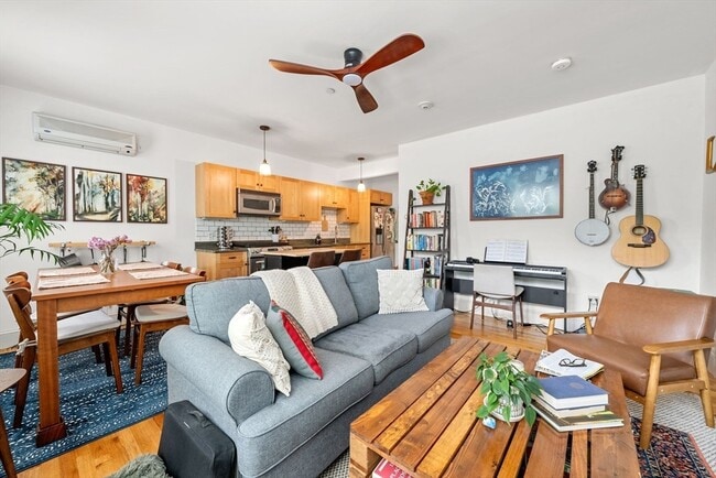 Building Photo - 432 Norfolk St