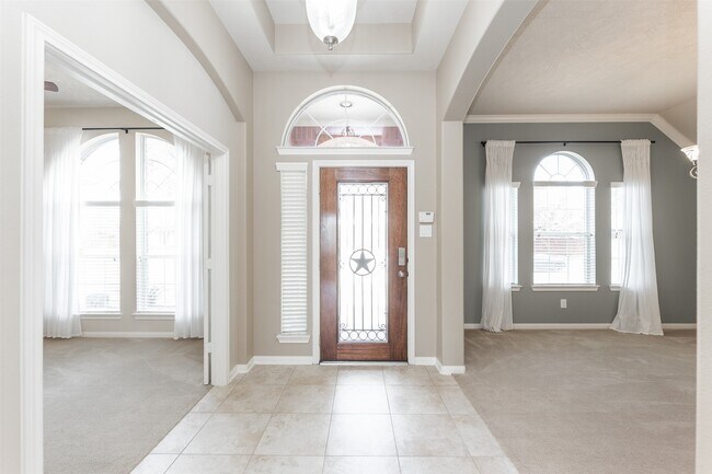 Foto del edificio - 25919 Pebble Terrane Ln