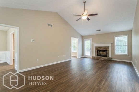 Building Photo - NOW AVAILABLE! - 703 Manor Ridge Dr, Logan...