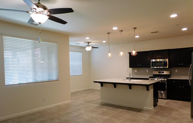 Foto del edificio - 3421 Del Monte Ave