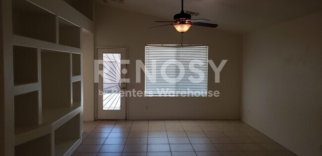 Foto del edificio - 3113 N 130th Ave