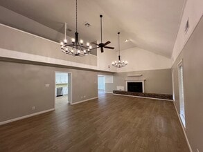 Building Photo - 9240 Lockhart Rd