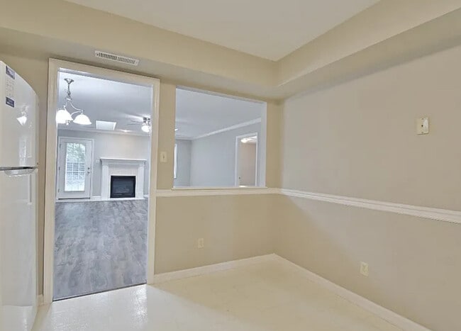 Building Photo - 728 Harbor Way