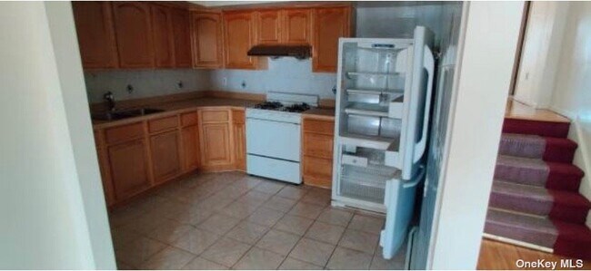 Foto del edificio - 76-46 47th Ave