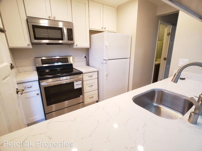 Building Photo - 2 br, 1.5 bath House - 2029 C Olivera Rd.
