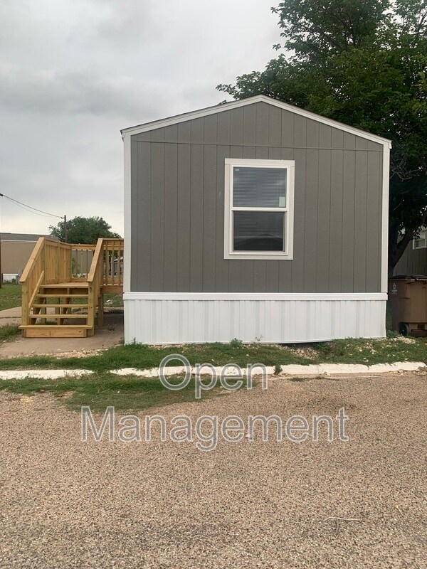 Building Photo - 2501 Martin Luther King Dr