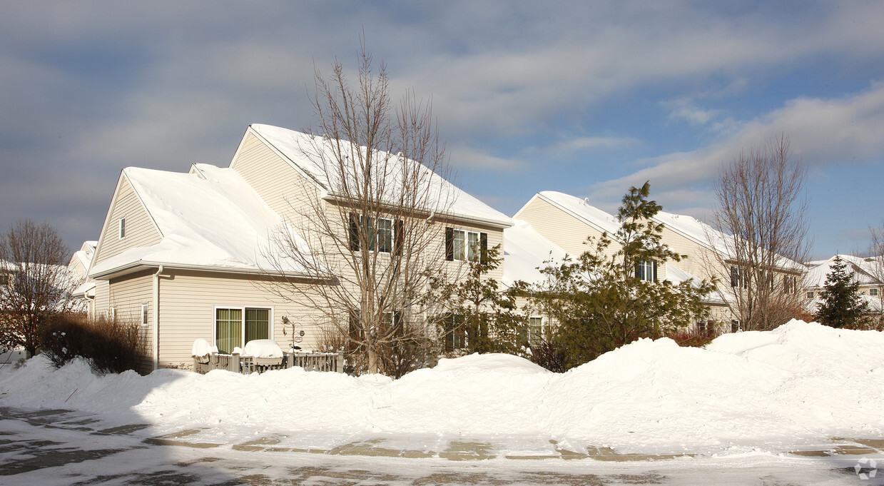 Building Photo - Liberty Heights