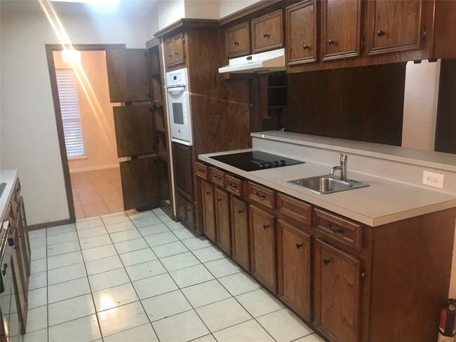 Building Photo - 22107 Merrymount Dr