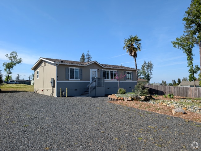Building Photo - 926 Maida Ln