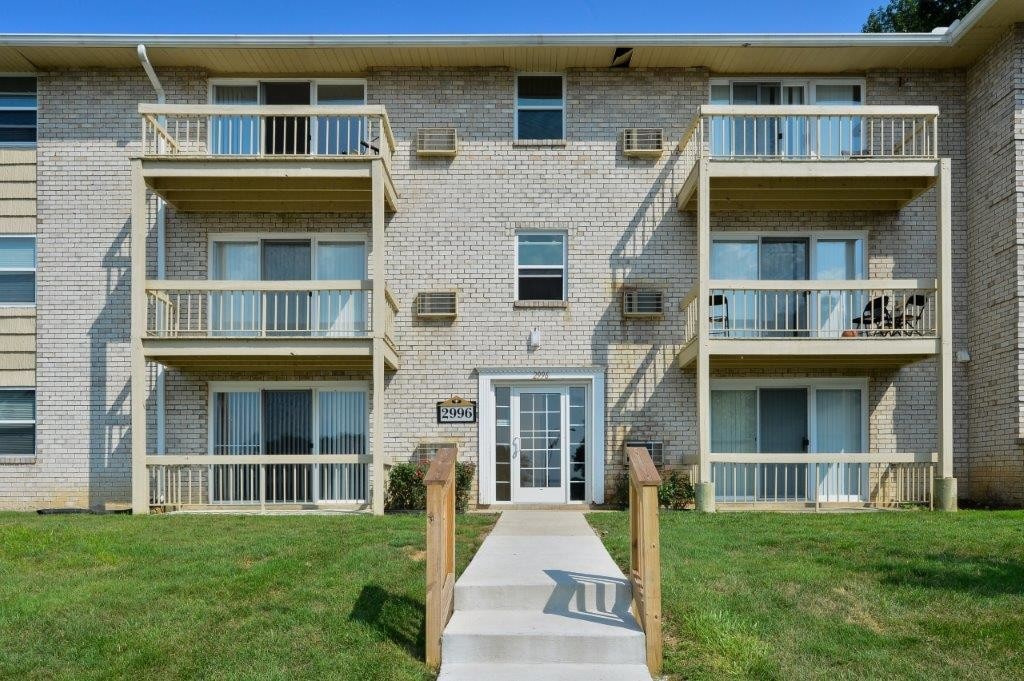 Whitestone Apartment Homes photo 4
