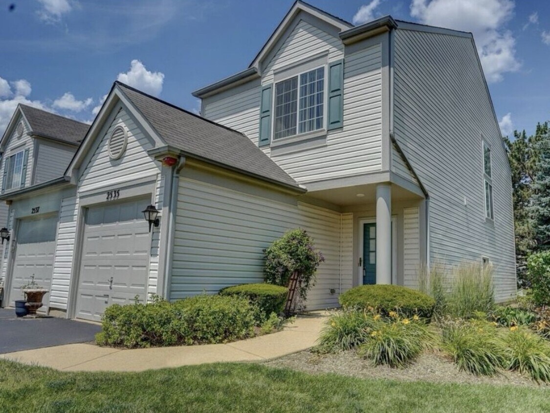 Primary Photo - 2535 Carrolwood Rd