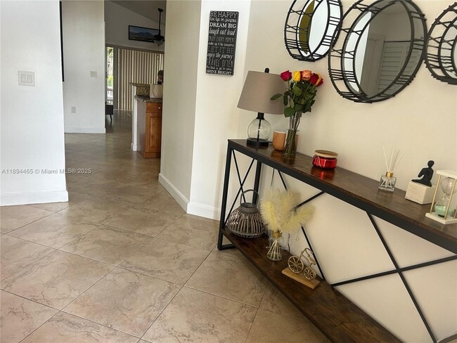Foto del edificio - 277 SW 159th Terrace