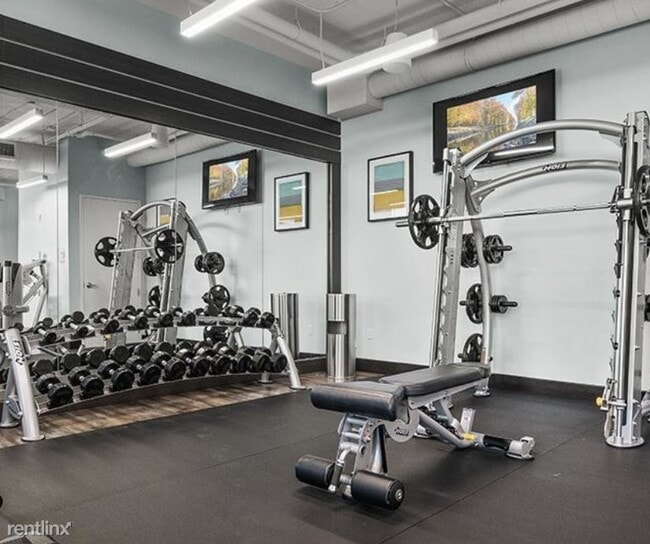 Building Photo - 3 br, 2 bath Condo - 3694 W 12th Ave APART...