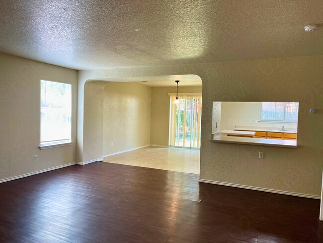 Foto del edificio - Move-In Special. ½ off the first full month's rent with a 12-month lease.