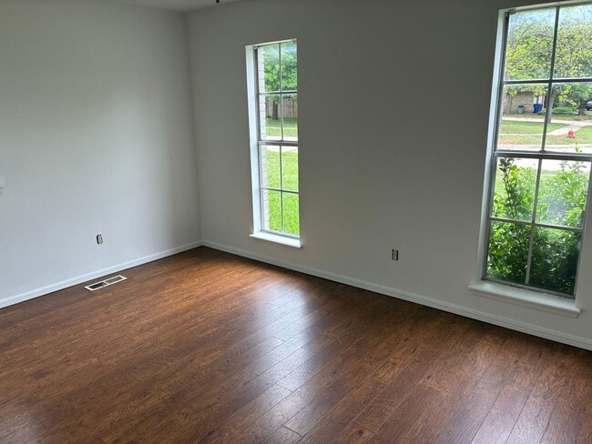 Building Photo - Spacious 4 Bed / 2 Bath Home for Rent in Norman