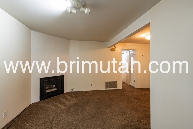 Building Photo - 1418-1426 S. 1100 E. - 1S