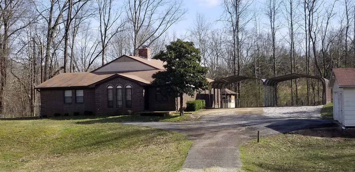 Primary Photo - 2128 N. Red Banks Rd, Byhalia MS 38611