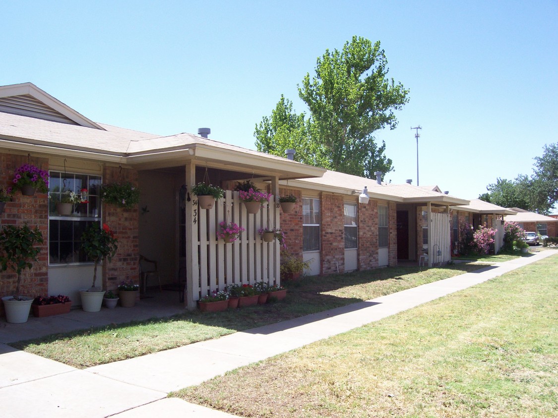 Foto del edificio - Manor Crest Apartments