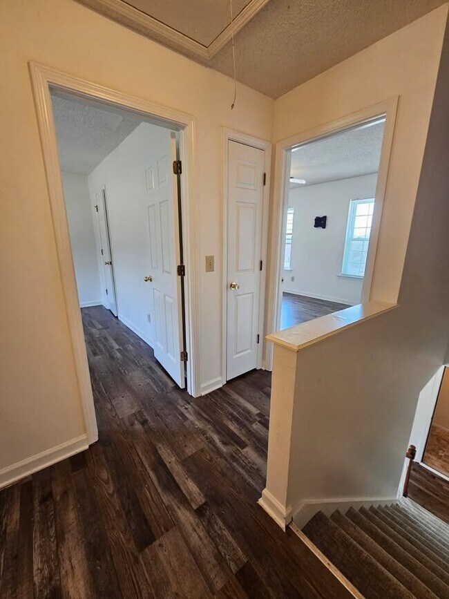 Foto del edificio - 1528 Richmond Rd