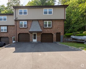 Building Photo - 74 Nutmeg Dr