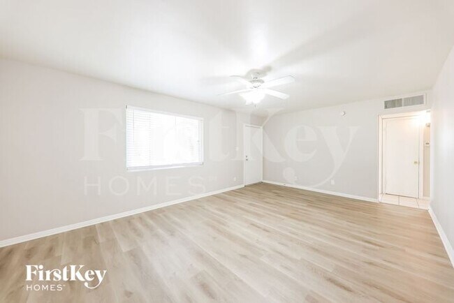 Foto del edificio - 3418 N 23rd Ave