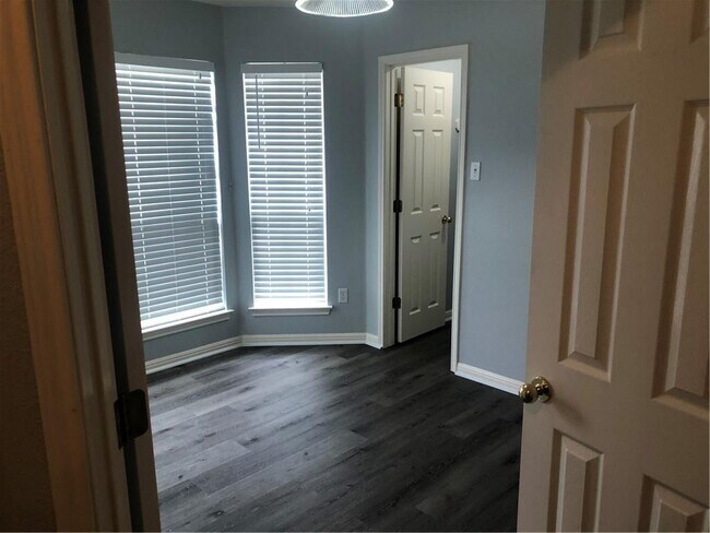Foto del edificio - 11816 Dunfries Ln