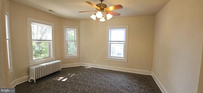 Foto del edificio - 553 -1/2 N Loudoun St