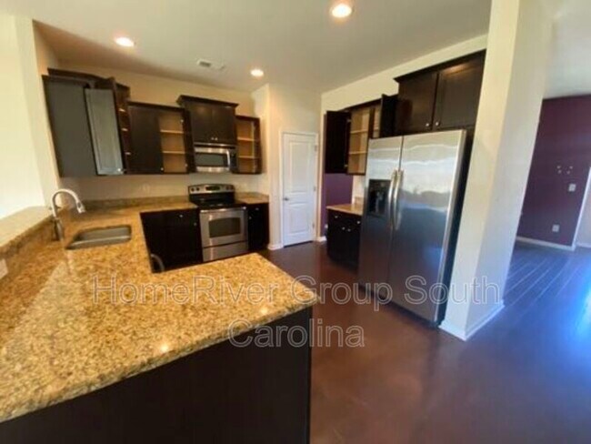 Building Photo - 7699 Kinston St