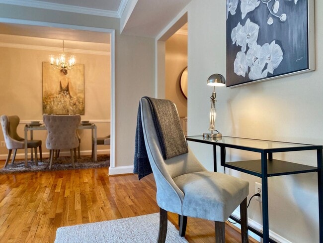 12 Magnolia Grand Foyer Apartment at Manor House - Manor House Apartments
