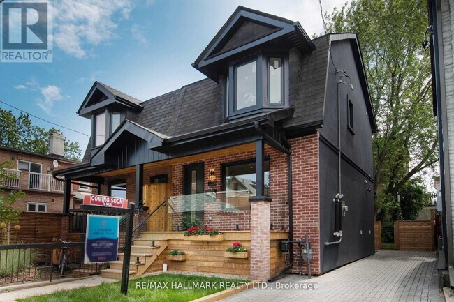 Photo du bâtiment - 1 1/2 DELANEY CRESCENT