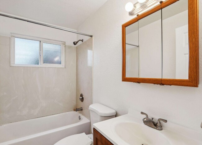 Foto del edificio - 1327 Ashby Ave