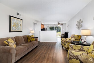 2BR, 2BA - 875SF - Living room - Black Forest Apartments