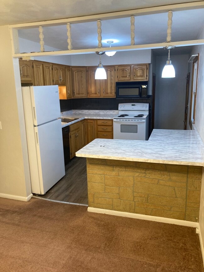 Building Photo - 2706 Groveland Ave